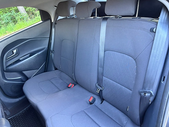 Kia Rio 3 of 5