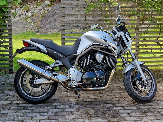 Yamaha BT1100 Bulldog 2 of 4