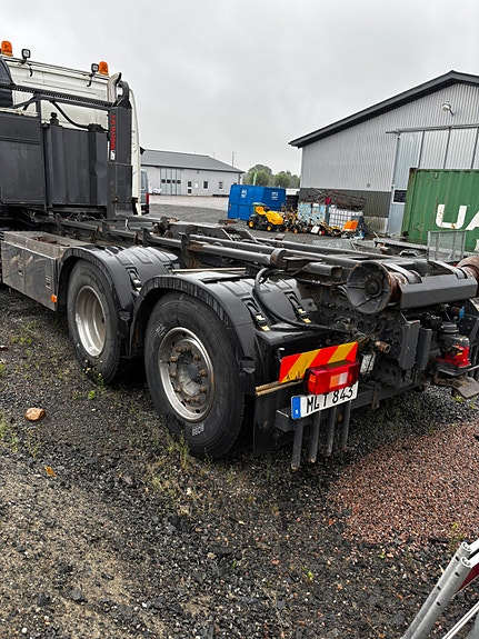 Volvo FH 440 3 of 5