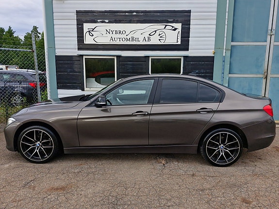 BMW 316 12 of 15