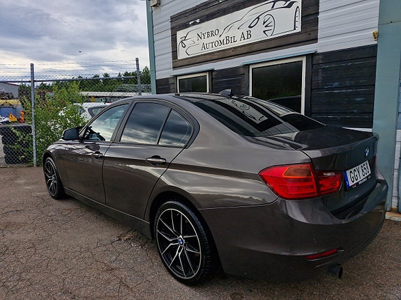 BMW 316 13 of 15