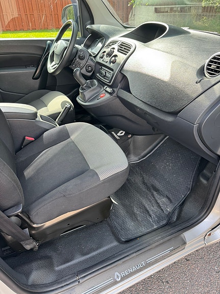 Renault Kangoo Express 13 of 14