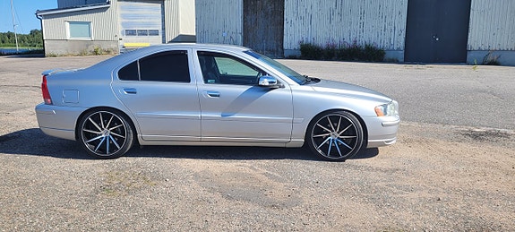 Volvo S60 5 of 5
