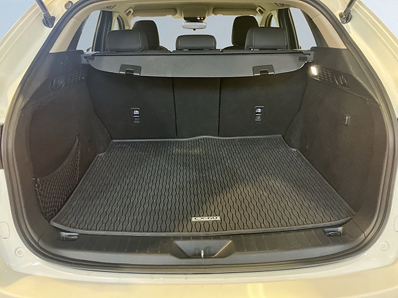Mazda CX-60 12 of 20
