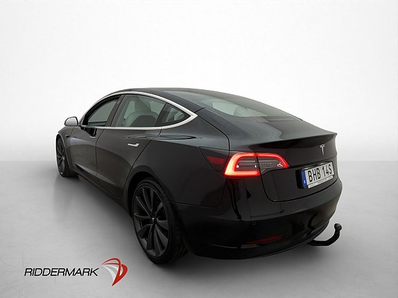 Tesla Model 3 9 of 30