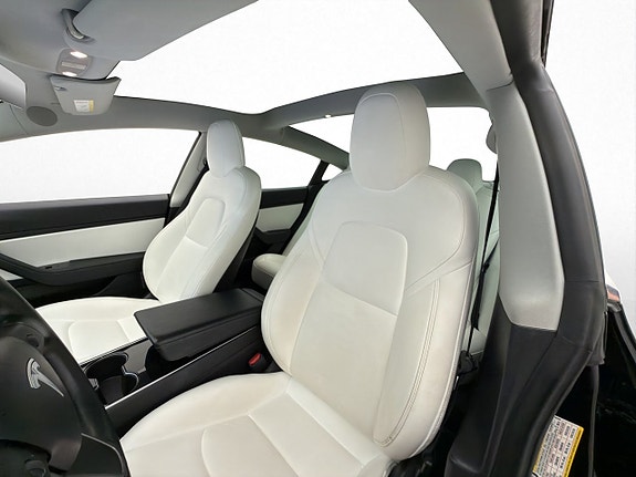 Tesla Model 3 12 of 30