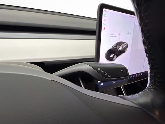 Tesla Model 3 17 of 30