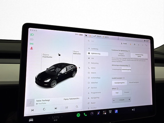 Tesla Model 3 25 of 30