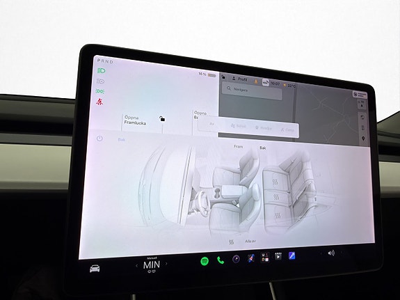 Tesla Model 3 29 of 30