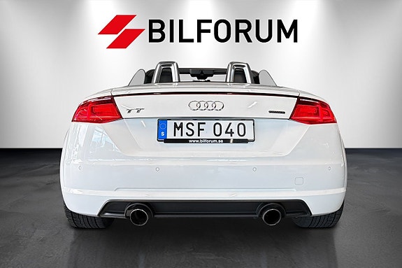 Audi TT 4 of 5