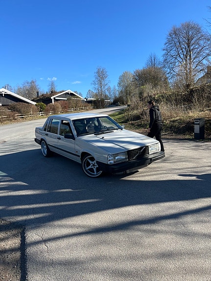 Volvo 740 4 of 5