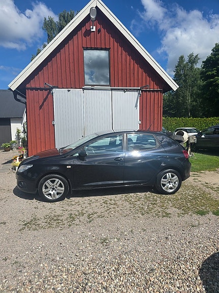 Seat Ibiza 2 of 5