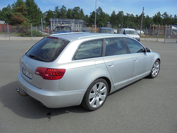 Audi A6 4 of 5