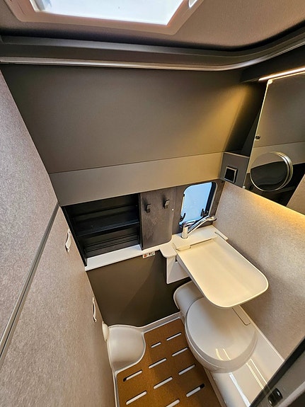 Hymer Grand Canyon S 600 9 of 13