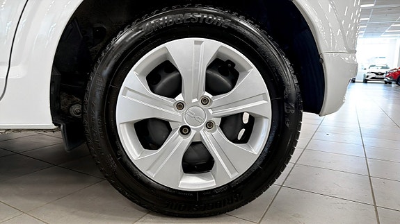 Dacia Sandero 8 of 19