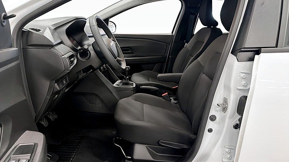 Dacia Sandero 12 of 19