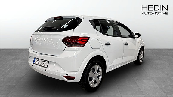 Dacia Sandero 5 of 5