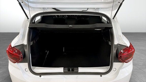 Dacia Sandero 9 of 18