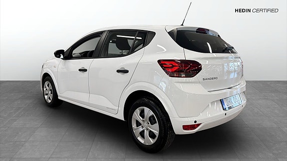 Dacia Sandero 7 of 18