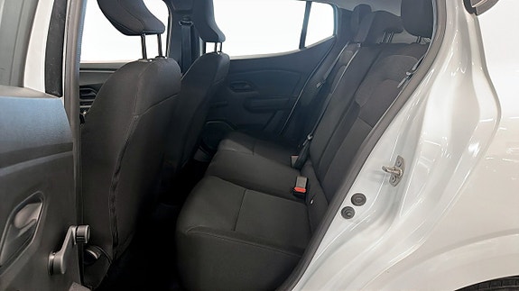 Dacia Sandero 10 of 18