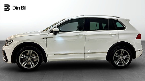 Volkswagen Tiguan 2 of 5