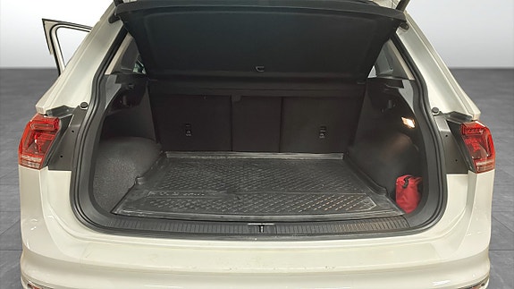 Volkswagen Tiguan 13 of 14