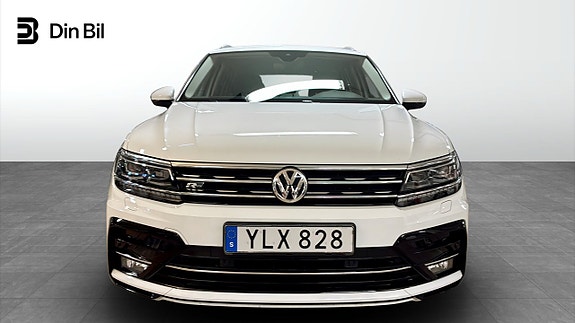 Volkswagen Tiguan 4 of 5