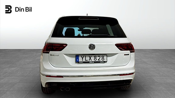 Volkswagen Tiguan 5 of 5