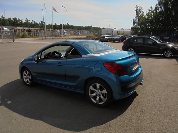 Peugeot 207 CC 4 of 5