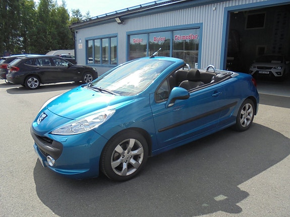 Peugeot 207 CC 2 of 5