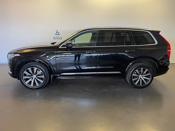 Volvo XC90 2 of 5