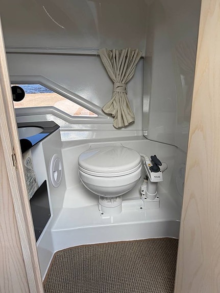 Finnmaster T8 Yamaha F300XSB2 White 11 of 12