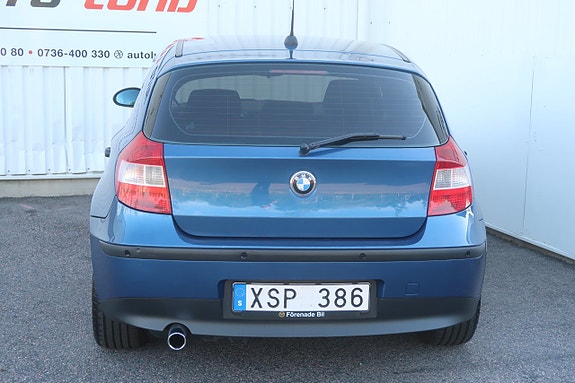 BMW 118i 4 of 5