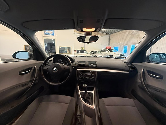 BMW 116i 11 of 11