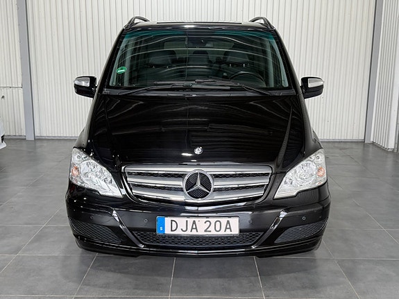 Mercedes-Benz Viano 6 of 14