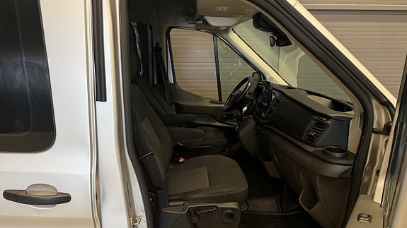 Ford Transit 16 of 27