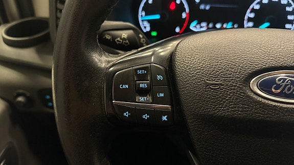 Ford Transit 23 of 27
