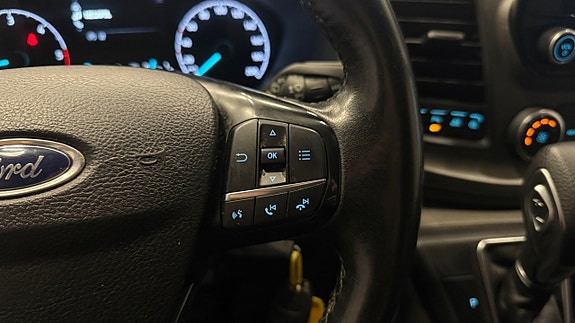Ford Transit 24 of 27