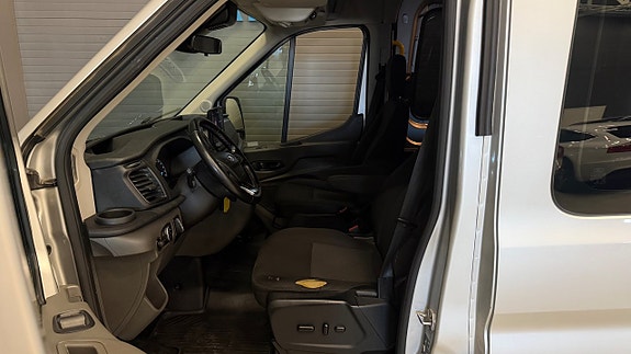 Ford Transit 10 of 27