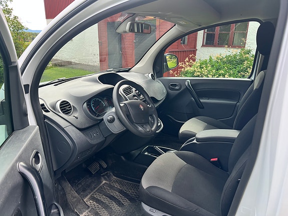 Renault Kangoo Express 3 of 5