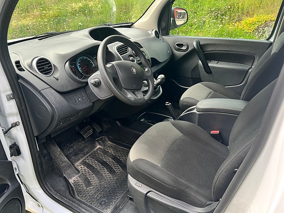 Renault Kangoo Express 11 of 12