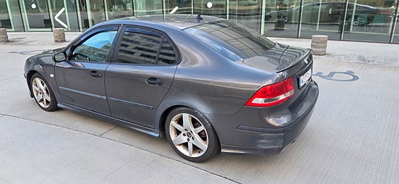 Saab 9-3 4 of 5