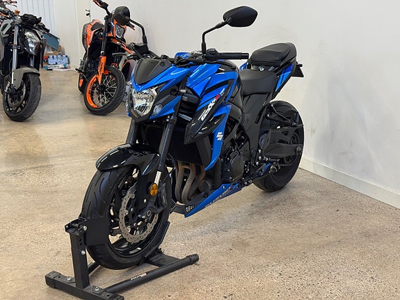 Suzuki GSX-S 750 | SC Project | R&G | ABS | 114hk 5 of 5