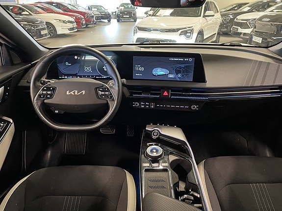 Kia EV6 14 of 24