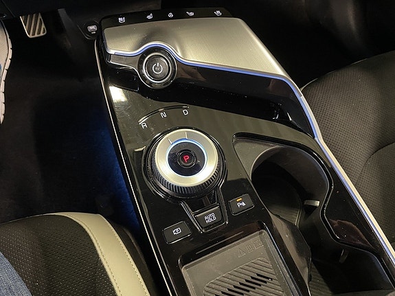 Kia EV6 5 of 5