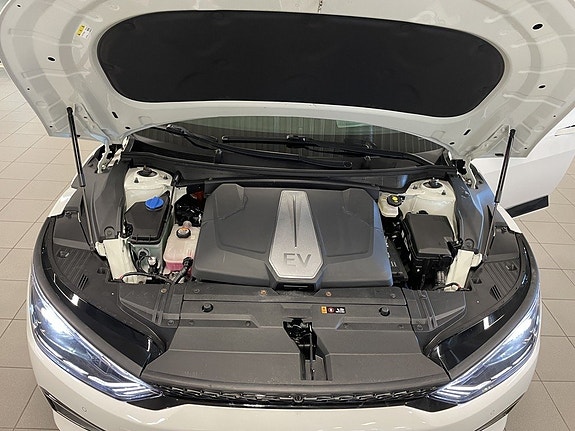 Kia EV6 11 of 24