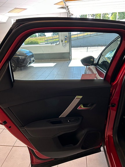 Citroen C4 5 of 5