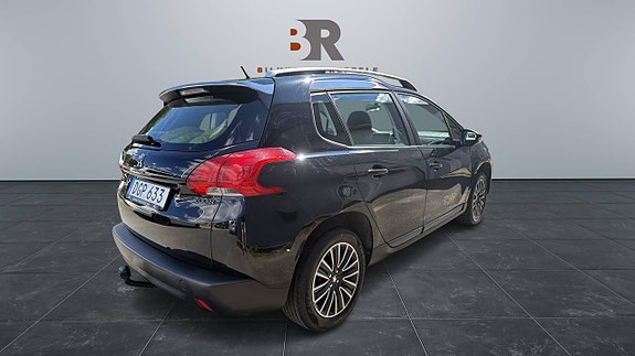Peugeot 2008 4 of 5