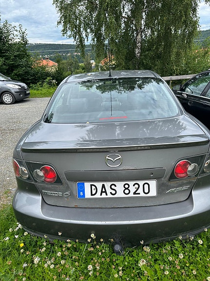 Mazda 6 3 of 5
