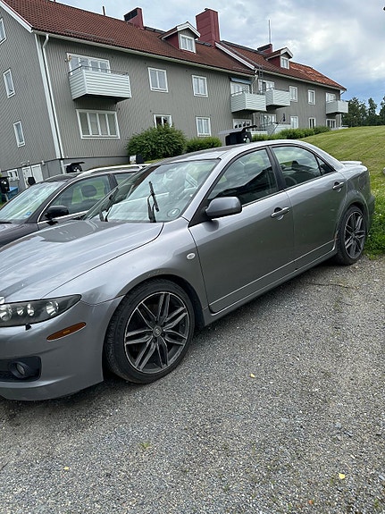 Mazda 6 2 of 5